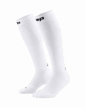CEP CORE RUN SOCKS TALL 5.0 Damen white Gr. 4