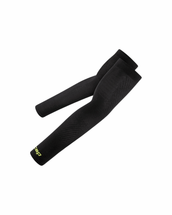 CEP CORE RUN ULTRALIGHT SLEEVES ARM LONG Unisex black Gr. 4