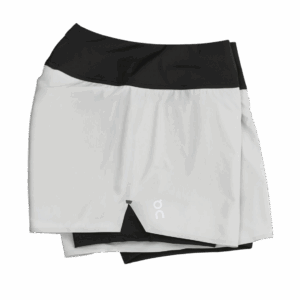 ON RUNNING RUNNING SHORTS Damen Weiß L